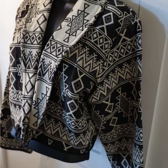 Aztec Blazer Geometric Patterned Black and White Women Flashback 100 % cotton - Picture 4 of 9